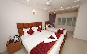 Hotel Devi Paradise